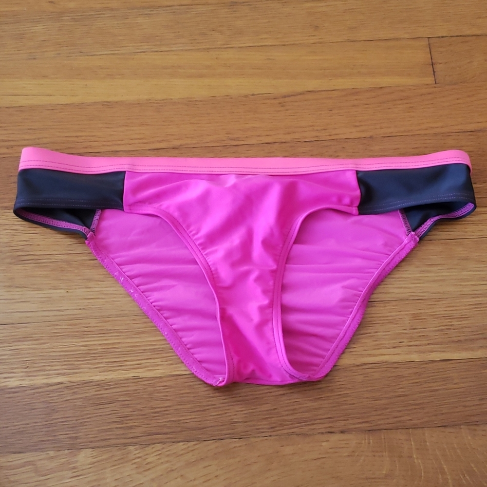 Cheeky Oakley Bikini bottoms